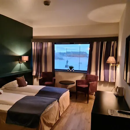 Vardo Hotel 4* Vardø