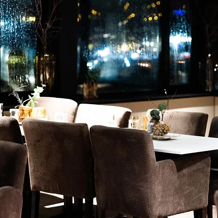 By Destination Hotel